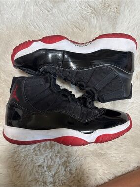Jordan 11 Bred